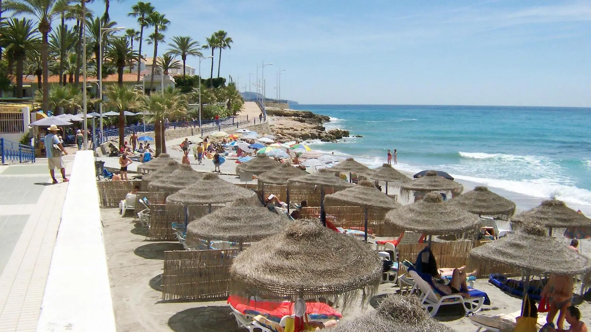 R1384 Casa Cleo Villa Nerja Holiday home