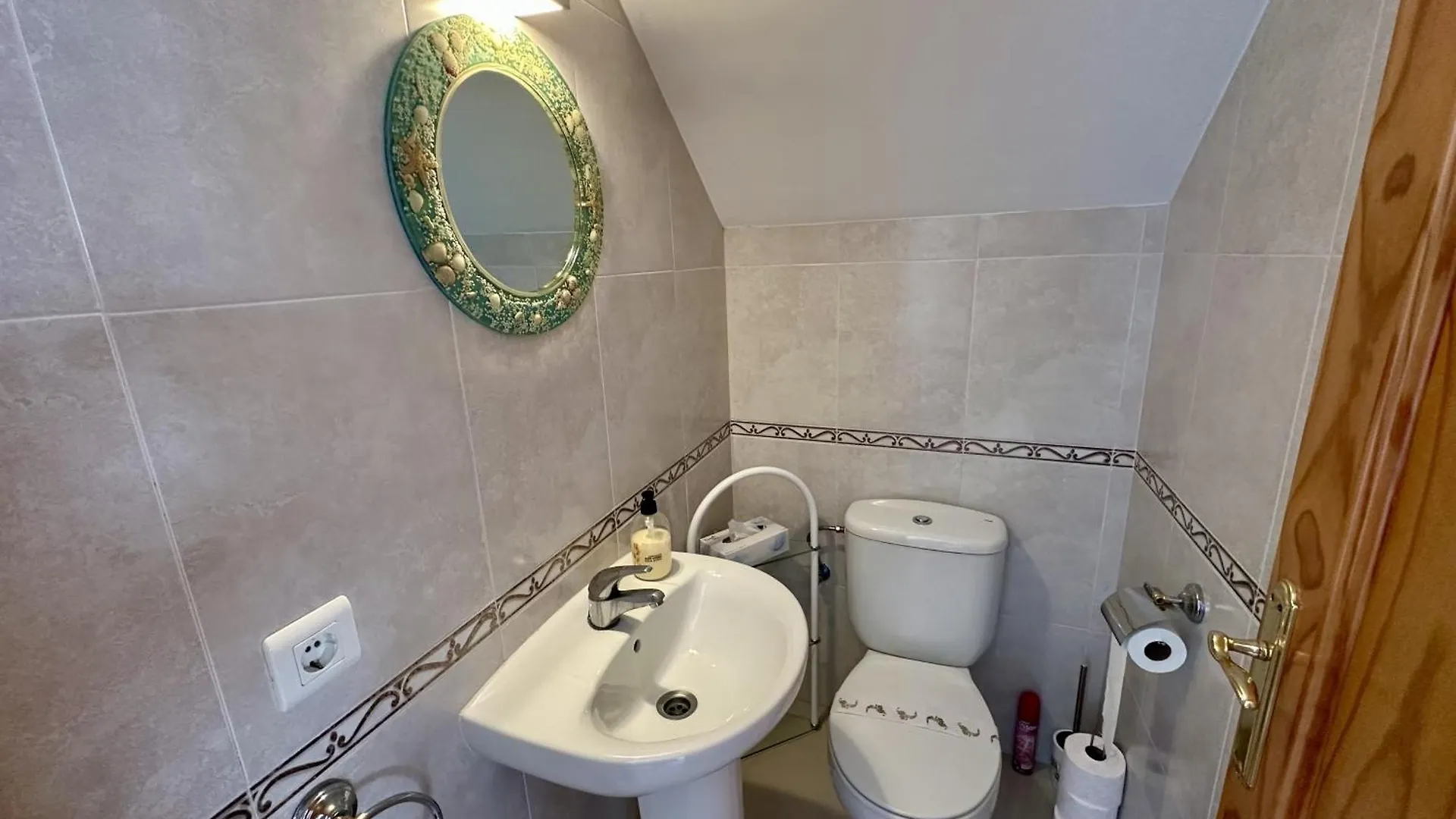 R1384 Casa Cleo Villa Nerja Spain
